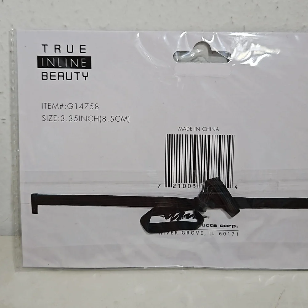 NIP True Inline Beauty offline eye mask in black with white